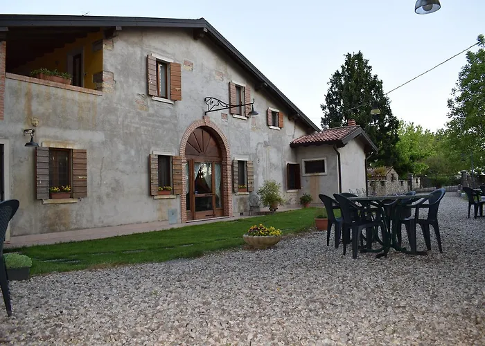 Agriturismo Fior Di Pesco Hotel Sommacampagna